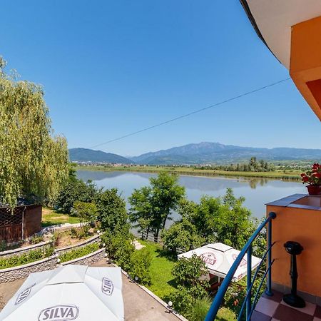 Motel Blue River Călimăneşti Exterior foto