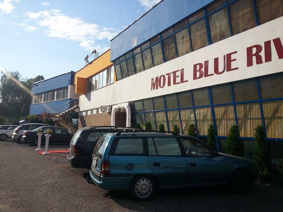 Motel Blue River Călimăneşti Exterior foto